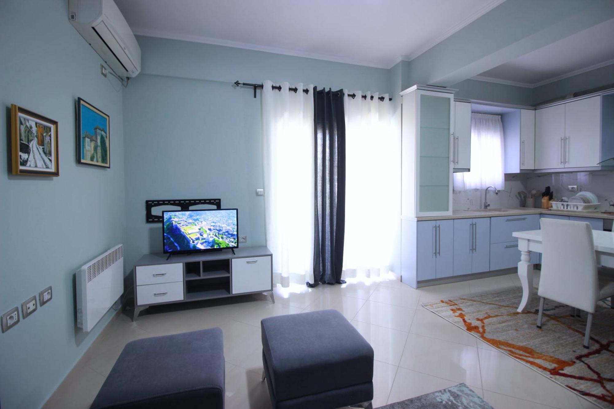 Apartament Duzgo Gjirokaster Luaran gambar